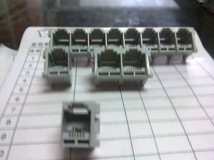 PCB插座